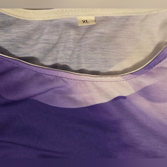 Women's XL Abstract Violet Purple Floral & Black Design Shirt - Picture 3 of 9